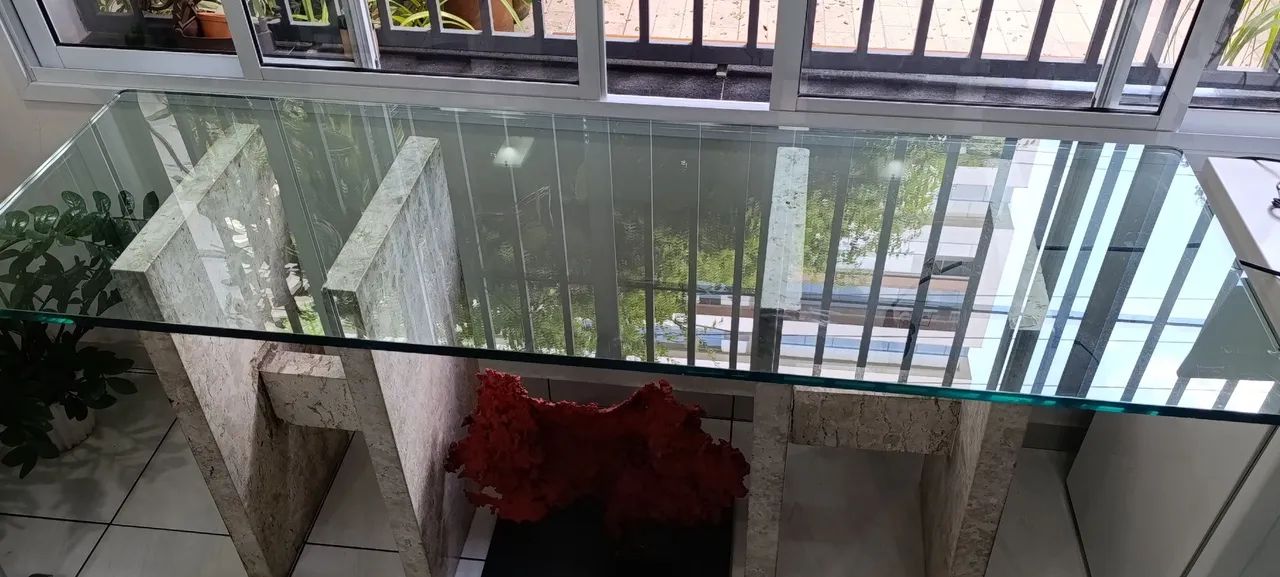 Aparador de Vidro  Temperado com Mármore Peça Elegante e Exclusiva - Foto 3