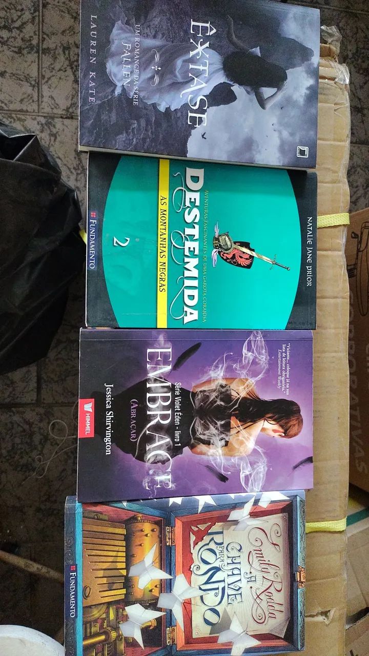 Livros diversos  - Foto 3