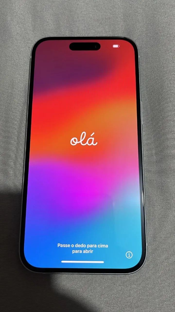 iPhone 15 128