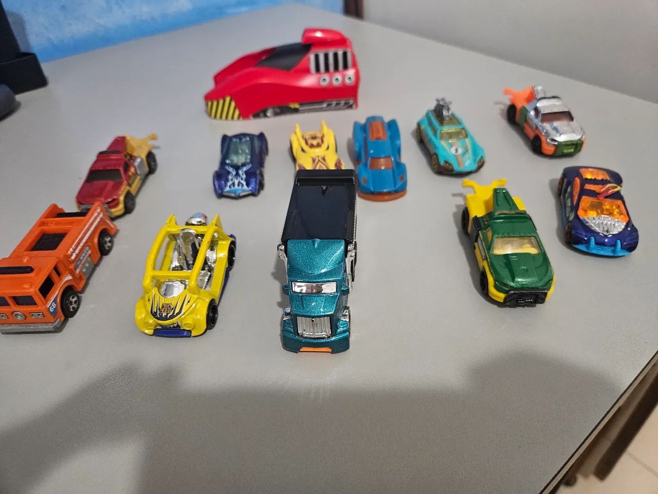 15 Carrinhos hot wheels