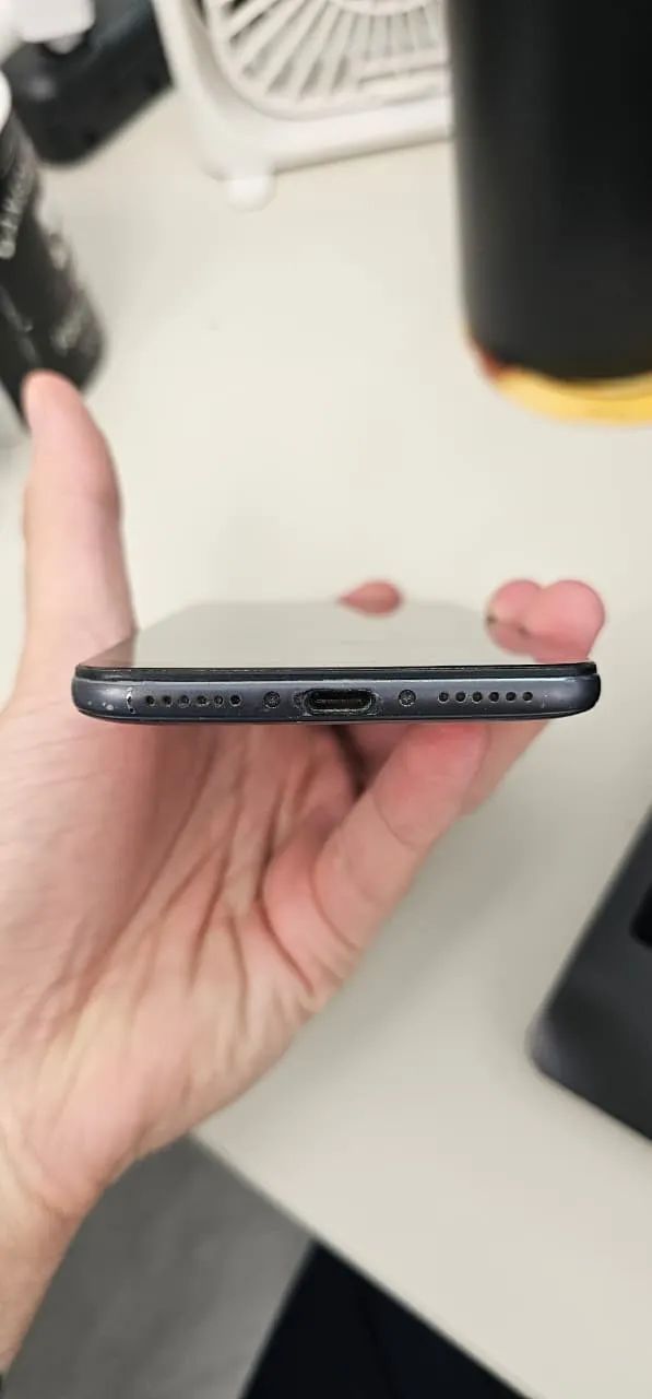 Pocophone X1 - Foto 3