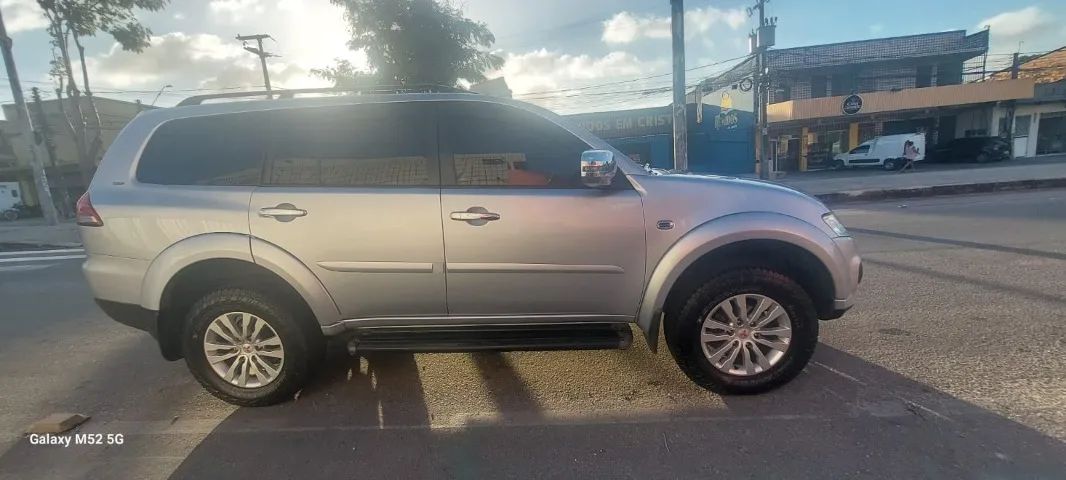 Mitsubishi Pajero Pajero DAKAR HPE 3.2 4x4 T.I Dies 5p Aut 2015