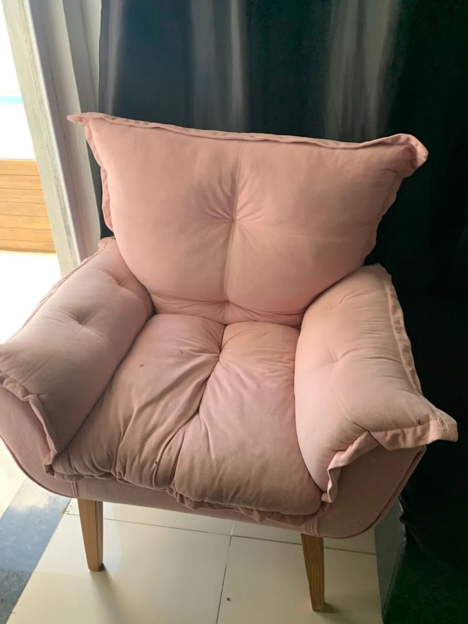 Cadeira estofada Rosa