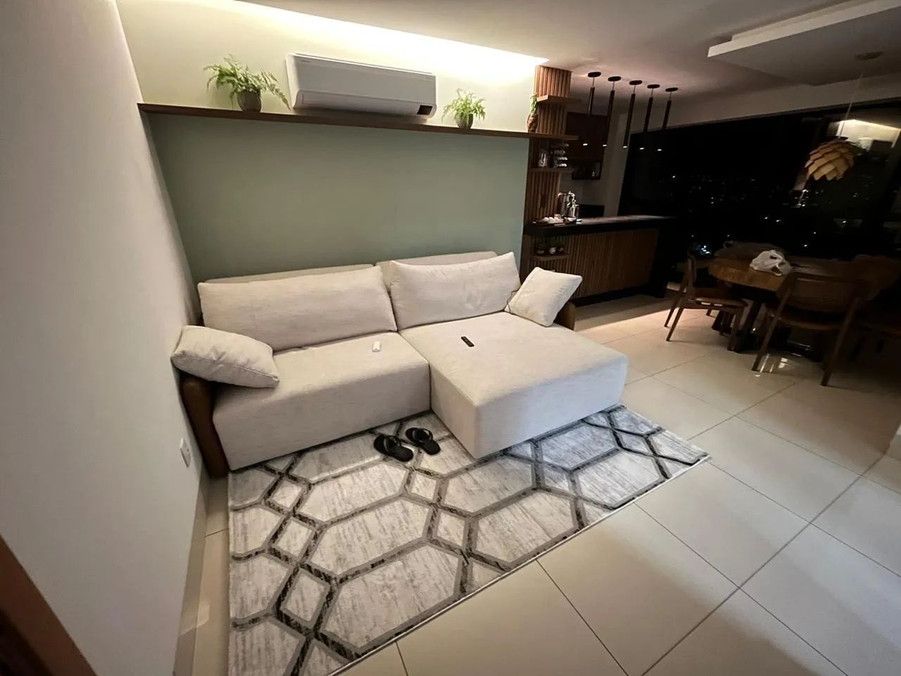 Vendo sofá retrátil linho usado