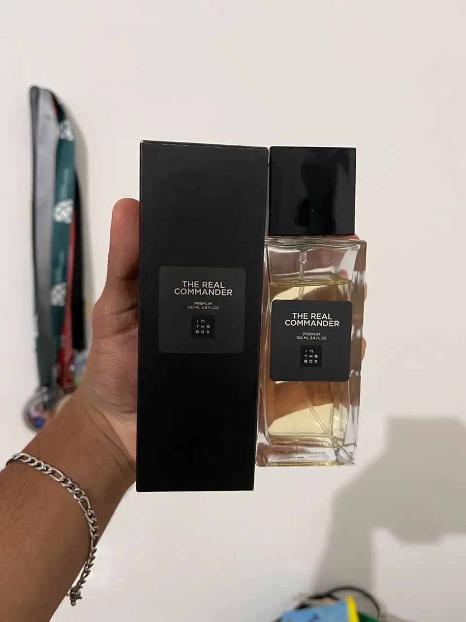 perfume in the box the real commander - Foto 3
