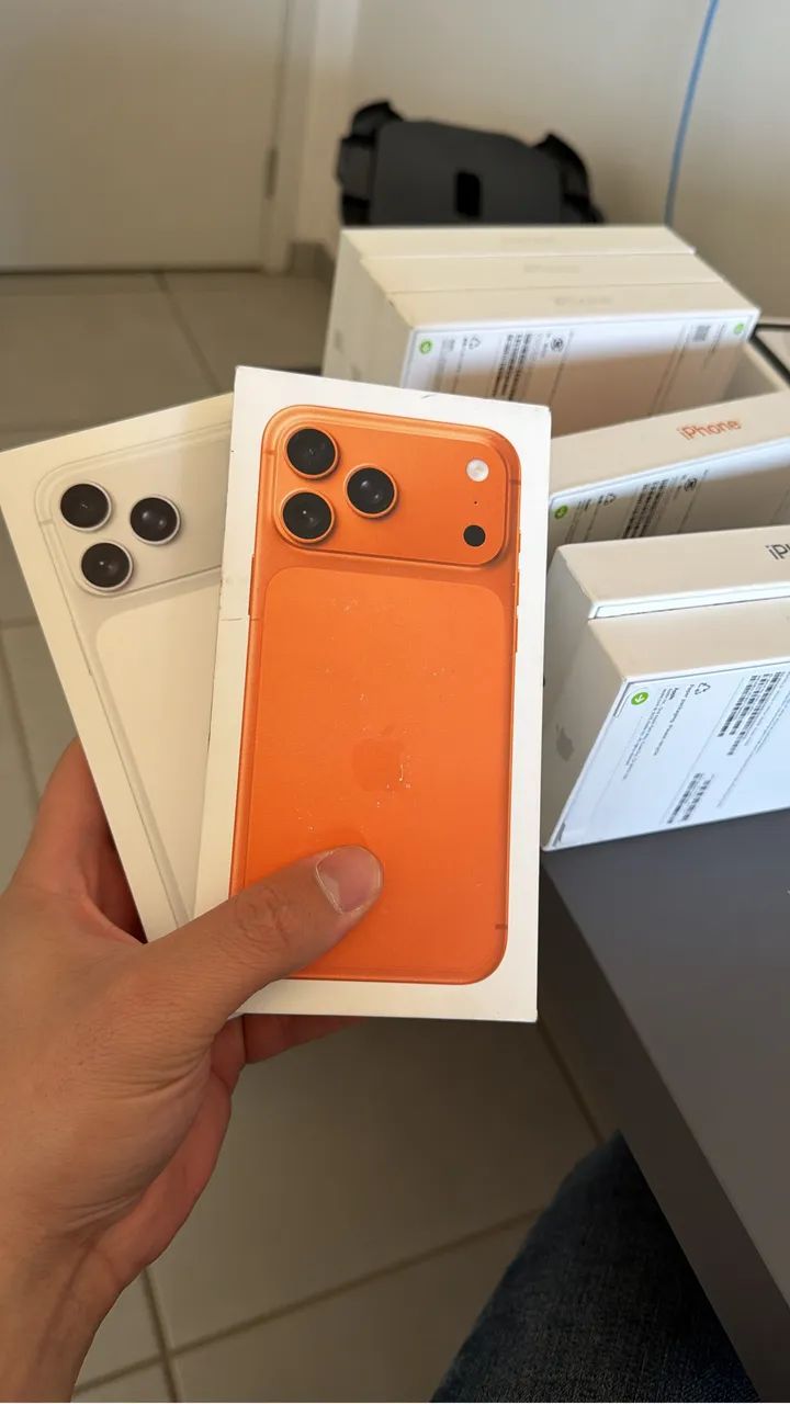 IPHONE 17 PRO MAX 256 LACRADO AMERICANO
