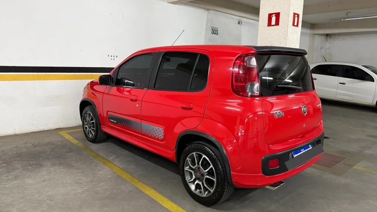 Fiat Uno Sporting 1.4 EVO Fire Flex 8V 4P 2013 - Foto 2