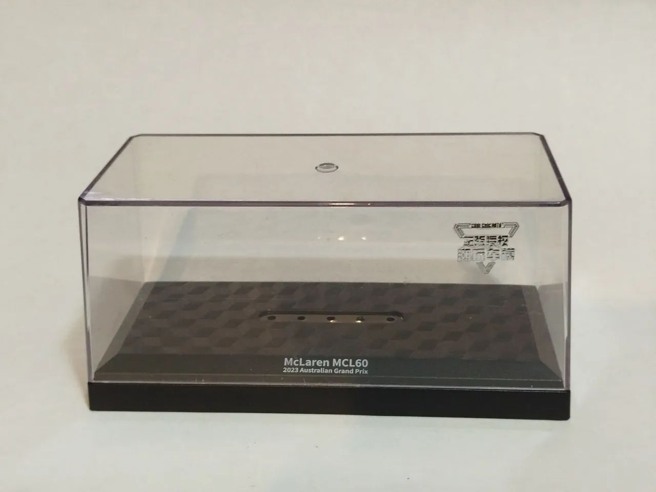 Caixa acrílica para miniaturas 1:43