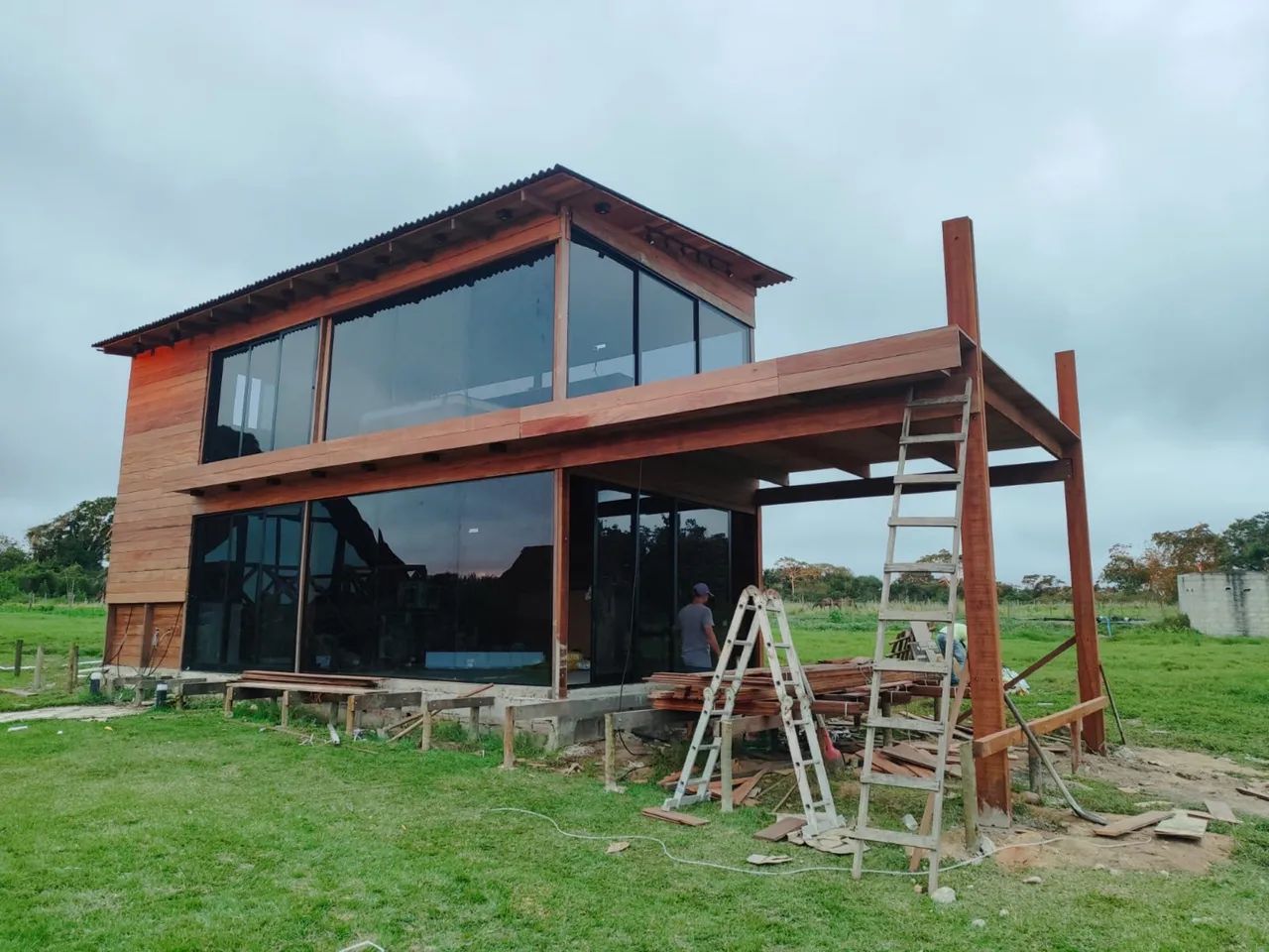 CONSTRUÇÃO DECKS, PERGOLADOS E ÁREAS GOURMET - Foto 3