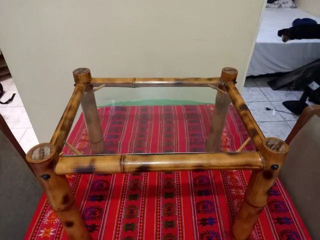 Mesinha de Bambu com vidro ( extremamente firme) - Foto 3