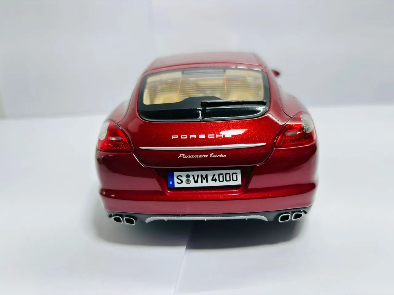 Miniatura Porsche Panamera Turbo 1/18 - Foto 4