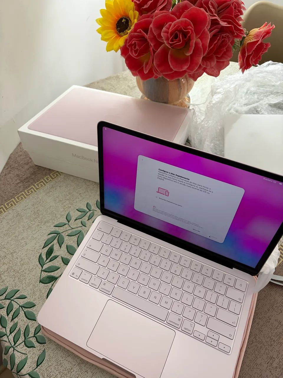 MacBook Neo Blush 256gb - Foto 3