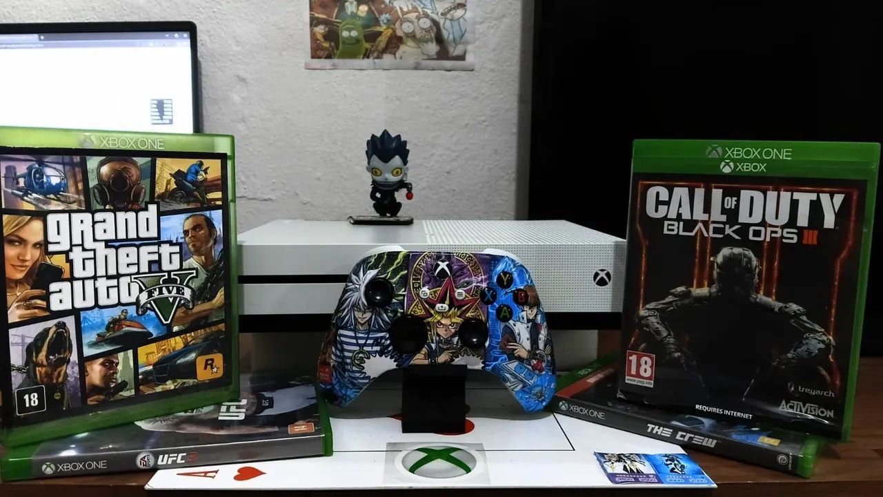 Xbox One S 