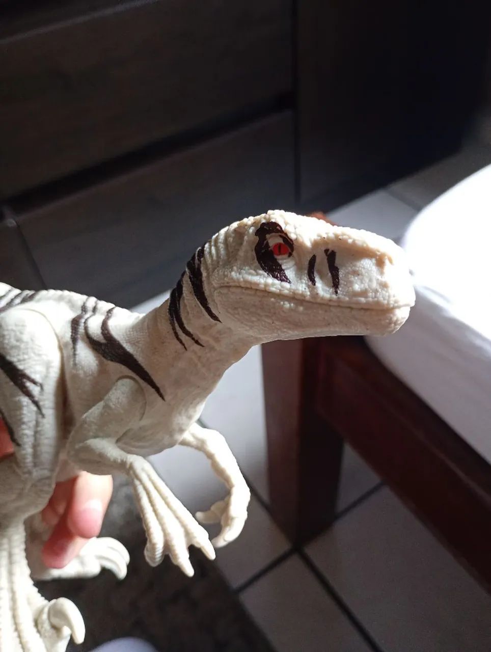 Atrociraptor usado Mattel  - Foto 3