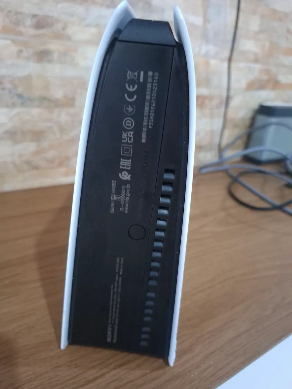Ps5 slim digital + 1 controle + hdmi 2.1 825gb - Foto 4