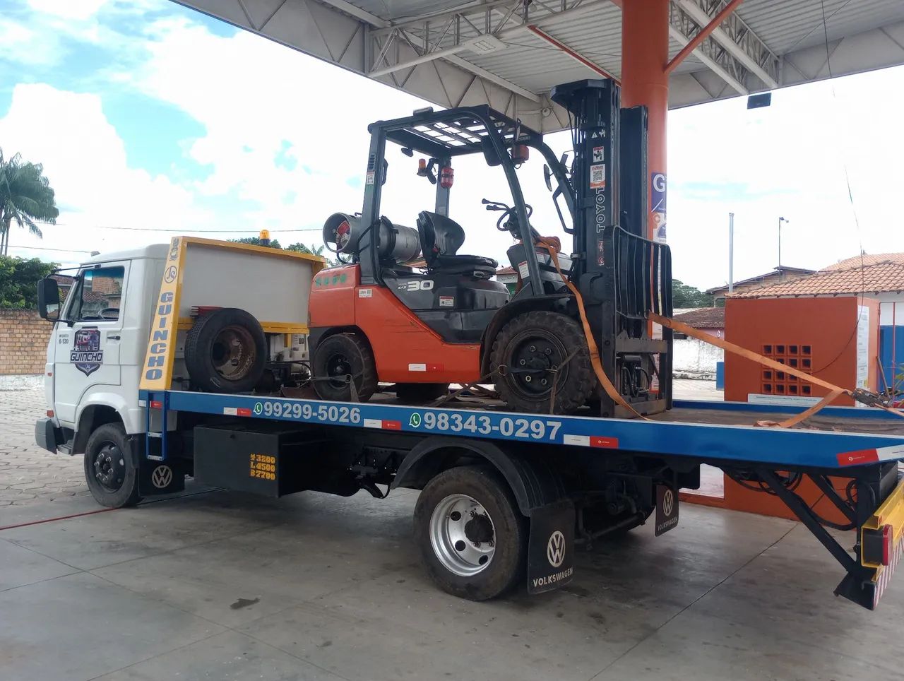 Empilhadeira  aluguel e serviços