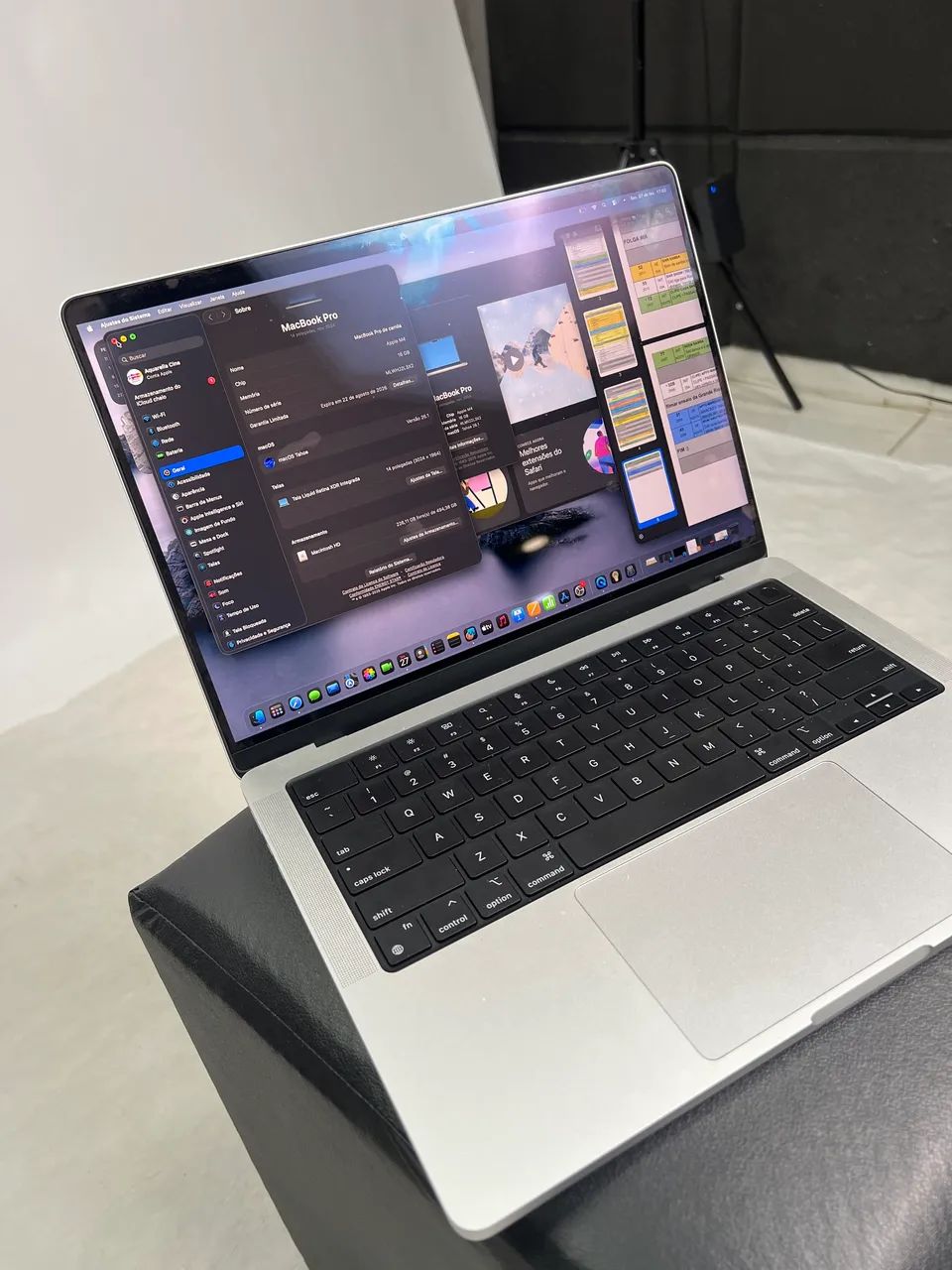 Vendo MacBook Pro 14-inch - modelo mais recente (Nov/2024