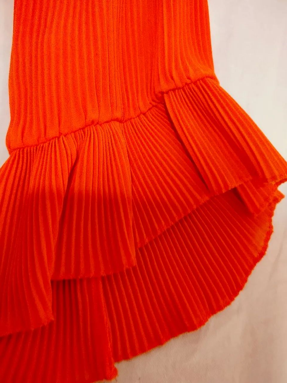 Blusa em organza, com mangas drapeadas - Foto 3