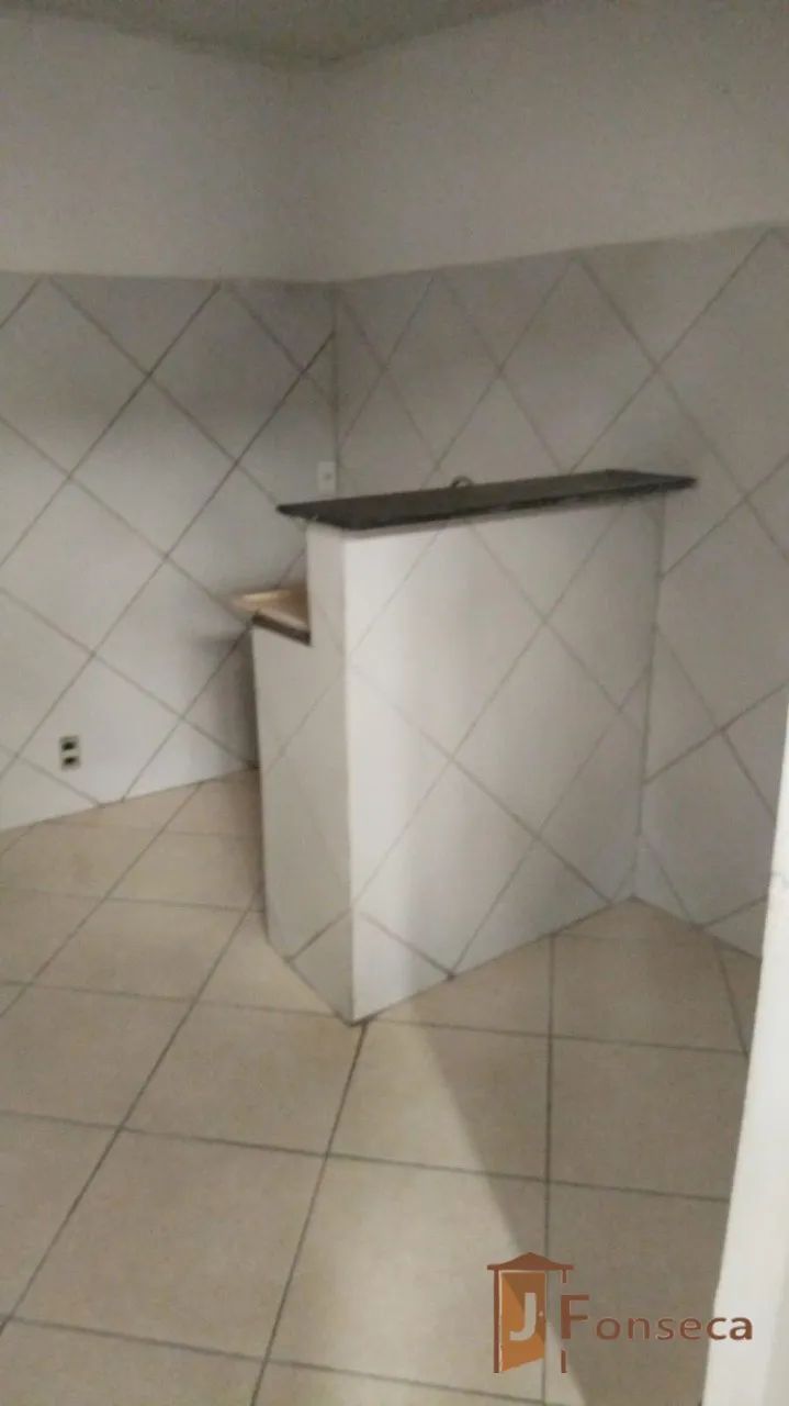 JF 29- Kitnet de 01 quarto no Bairro Vila Oeste