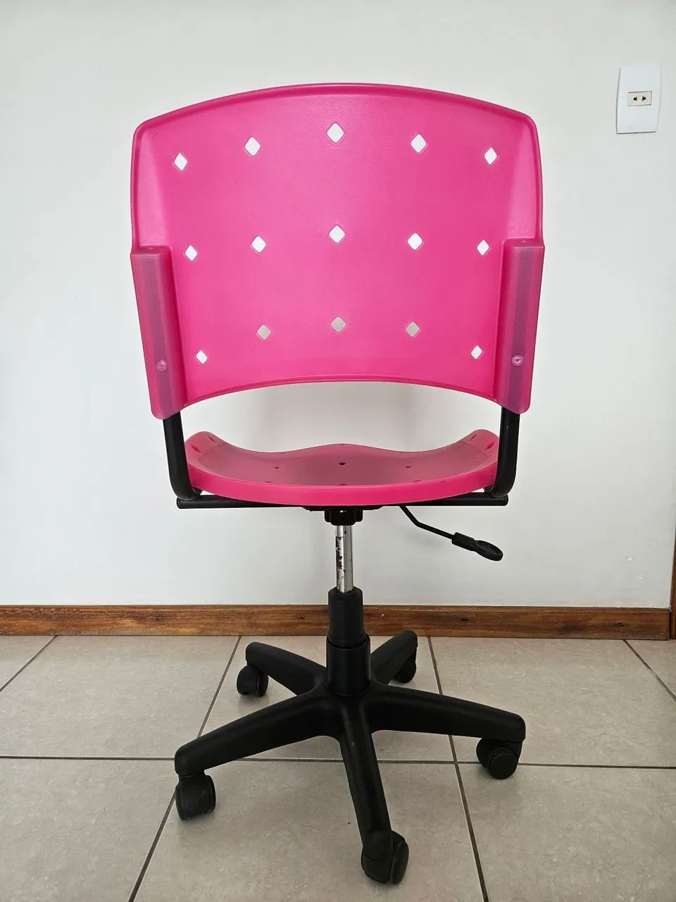 Cadeira Giratória Rosa - Foto 3