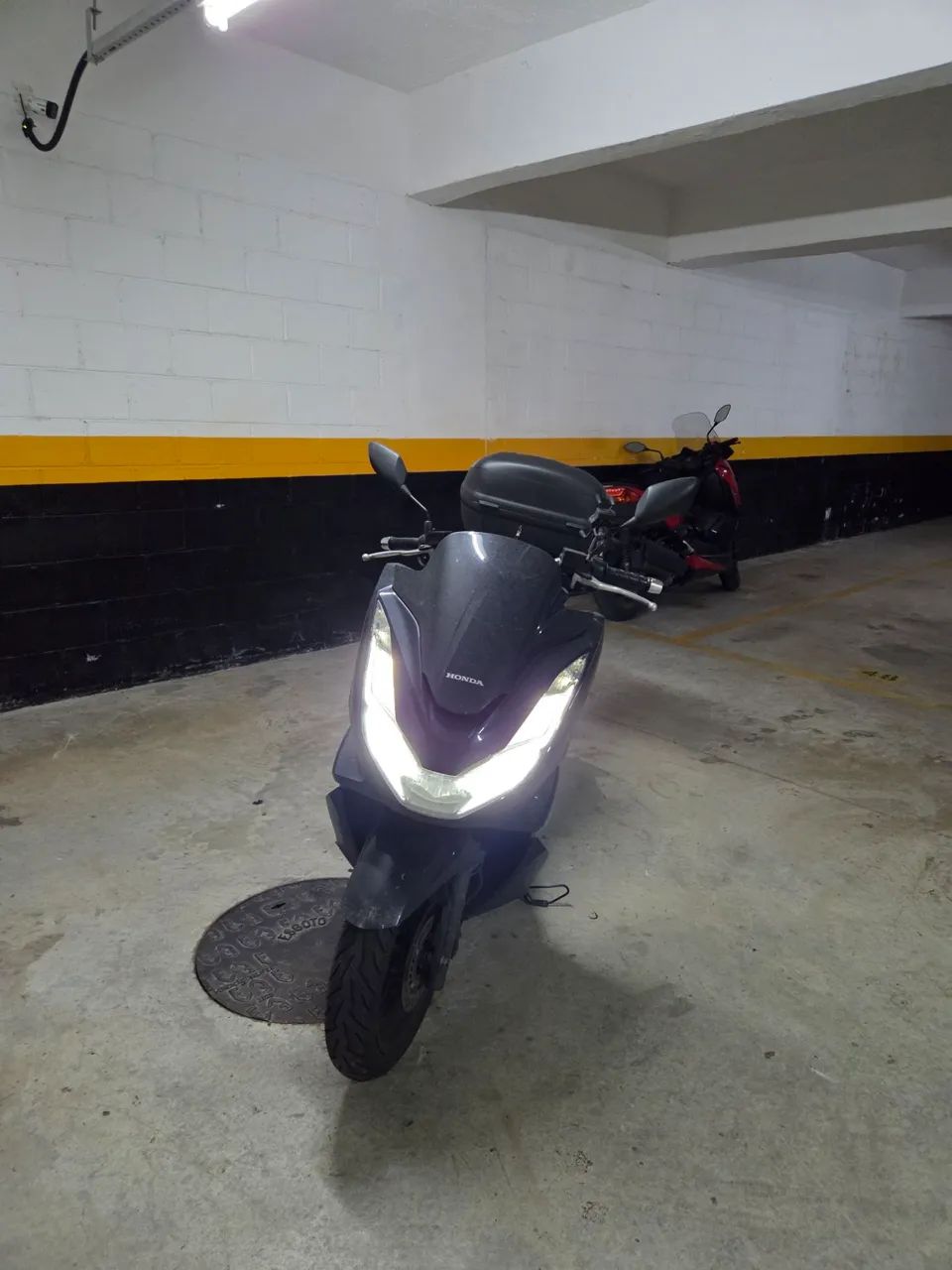 PCX DLX - Foto 3