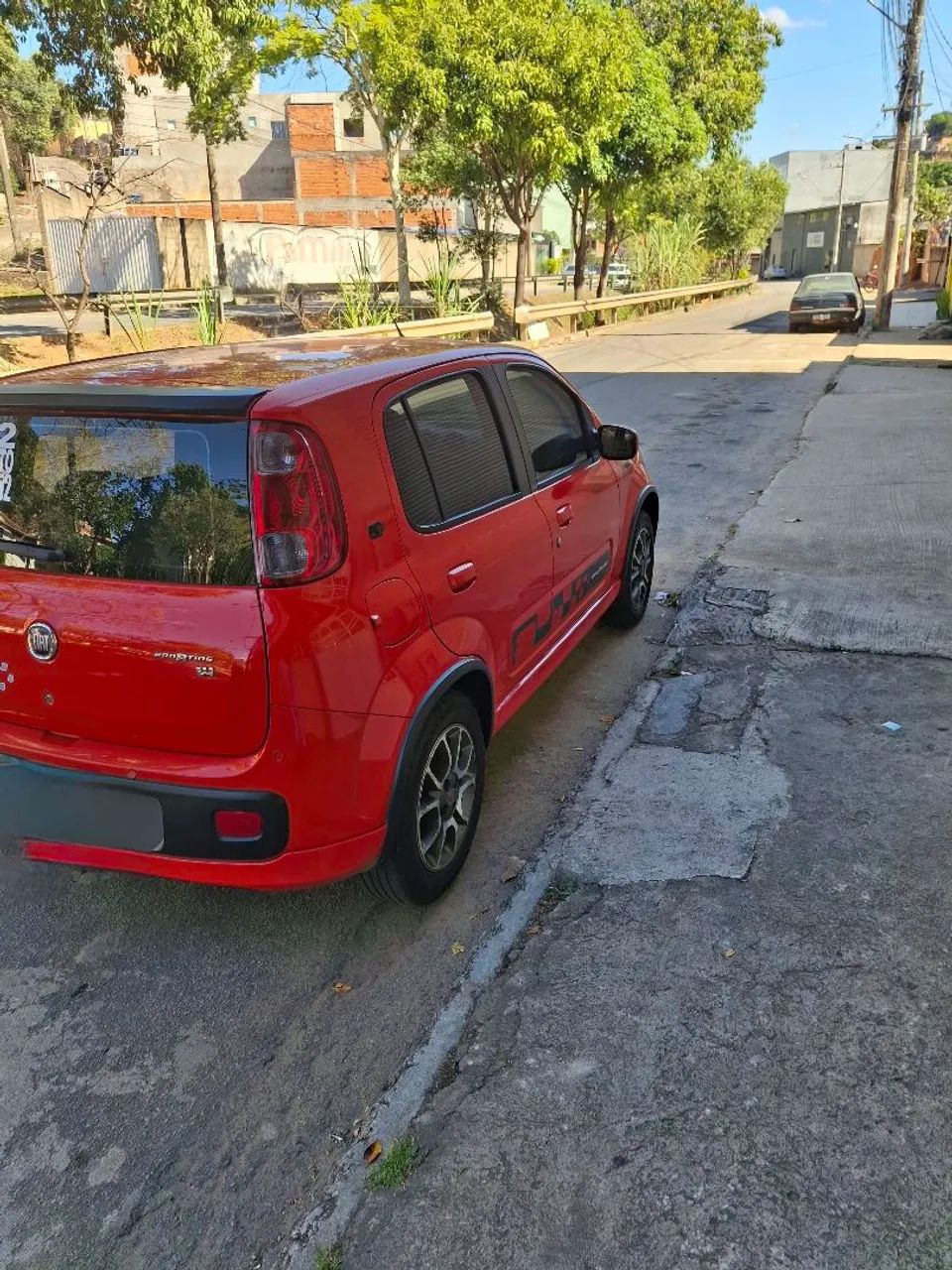 Fiat Uno Sporting 1.4 EVO Fire Flex 8V 4P 2012 - Foto 5