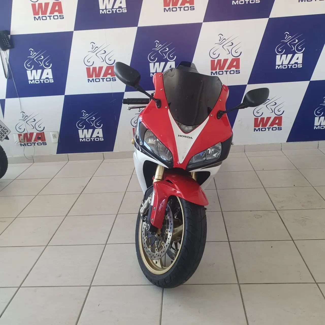 HONDA CBR 1000RR BRANCO 2007 - Foto 4