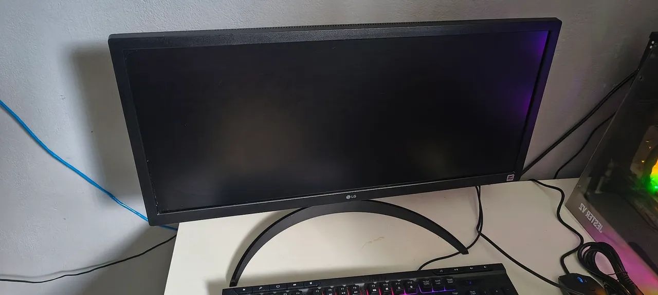 Monitor LG 25.7 - Foto 3