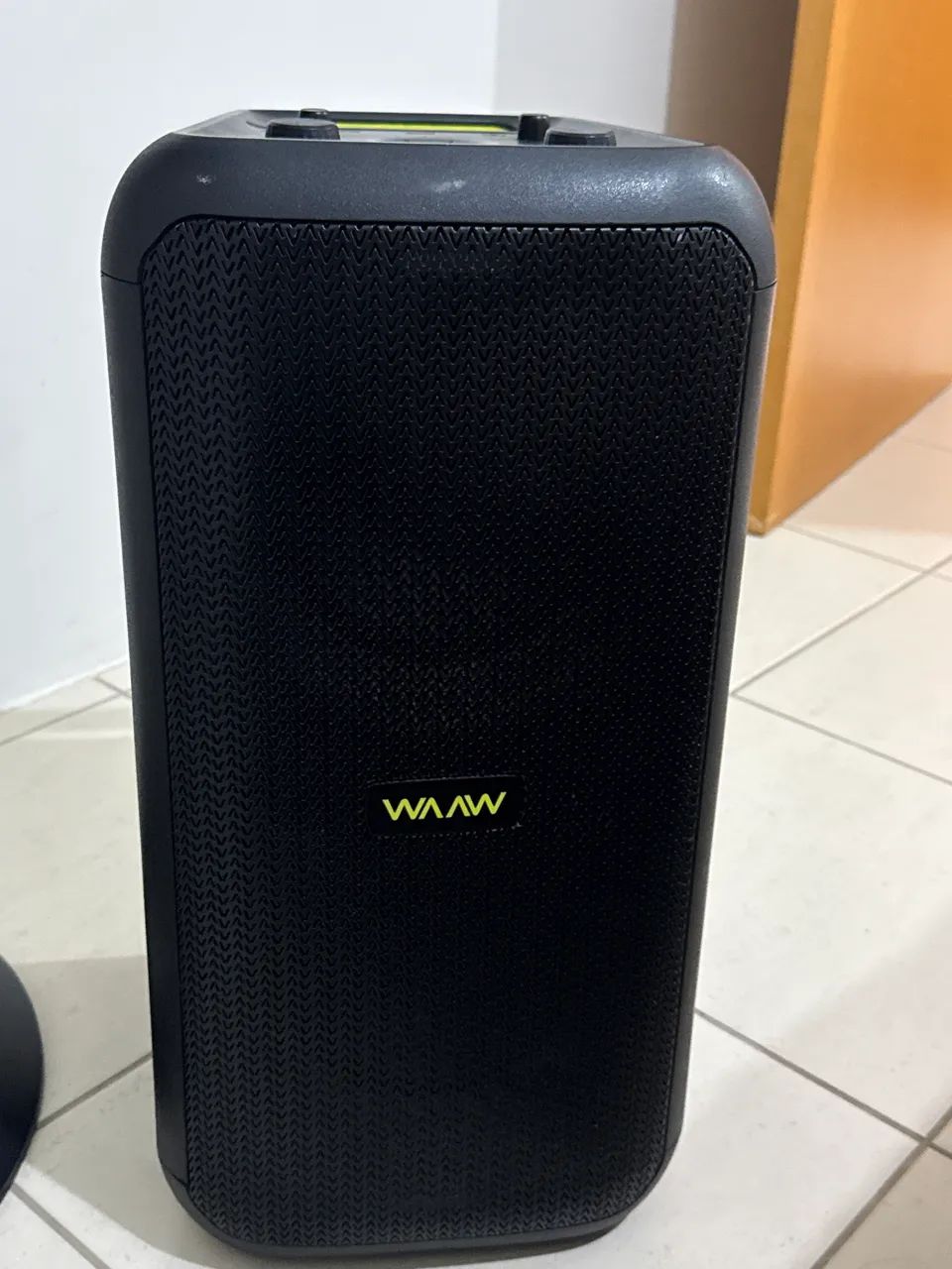 Caixa de som 415986117771929601