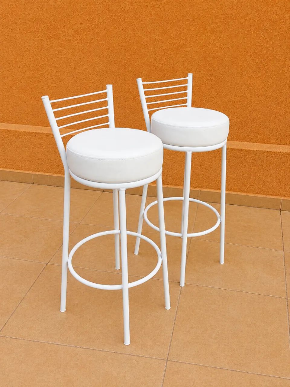 02 banquetas altas NOVAS! - Foto 3