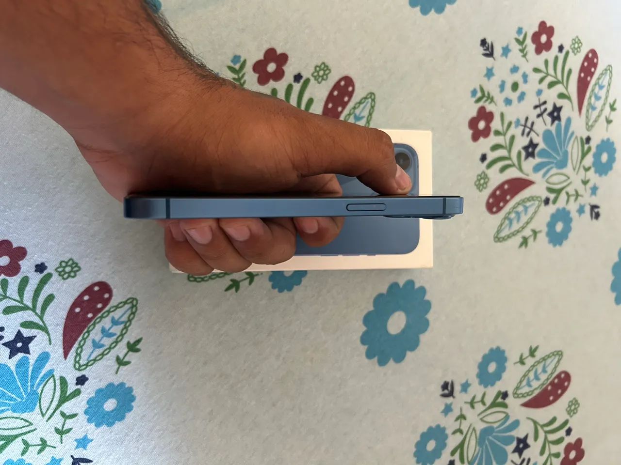 Vende- se iPhone 13 - Foto 4