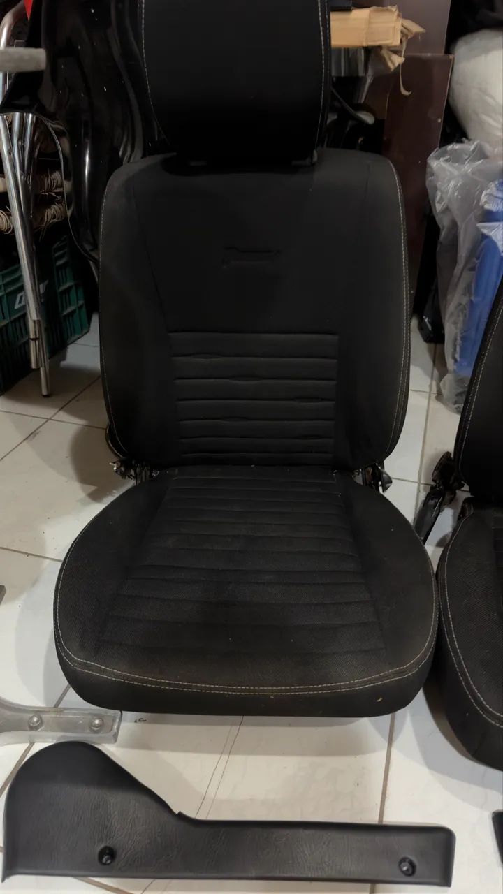 Banco Original Suzuki Jimny 2014 - Perfeito Estado - Foto 2