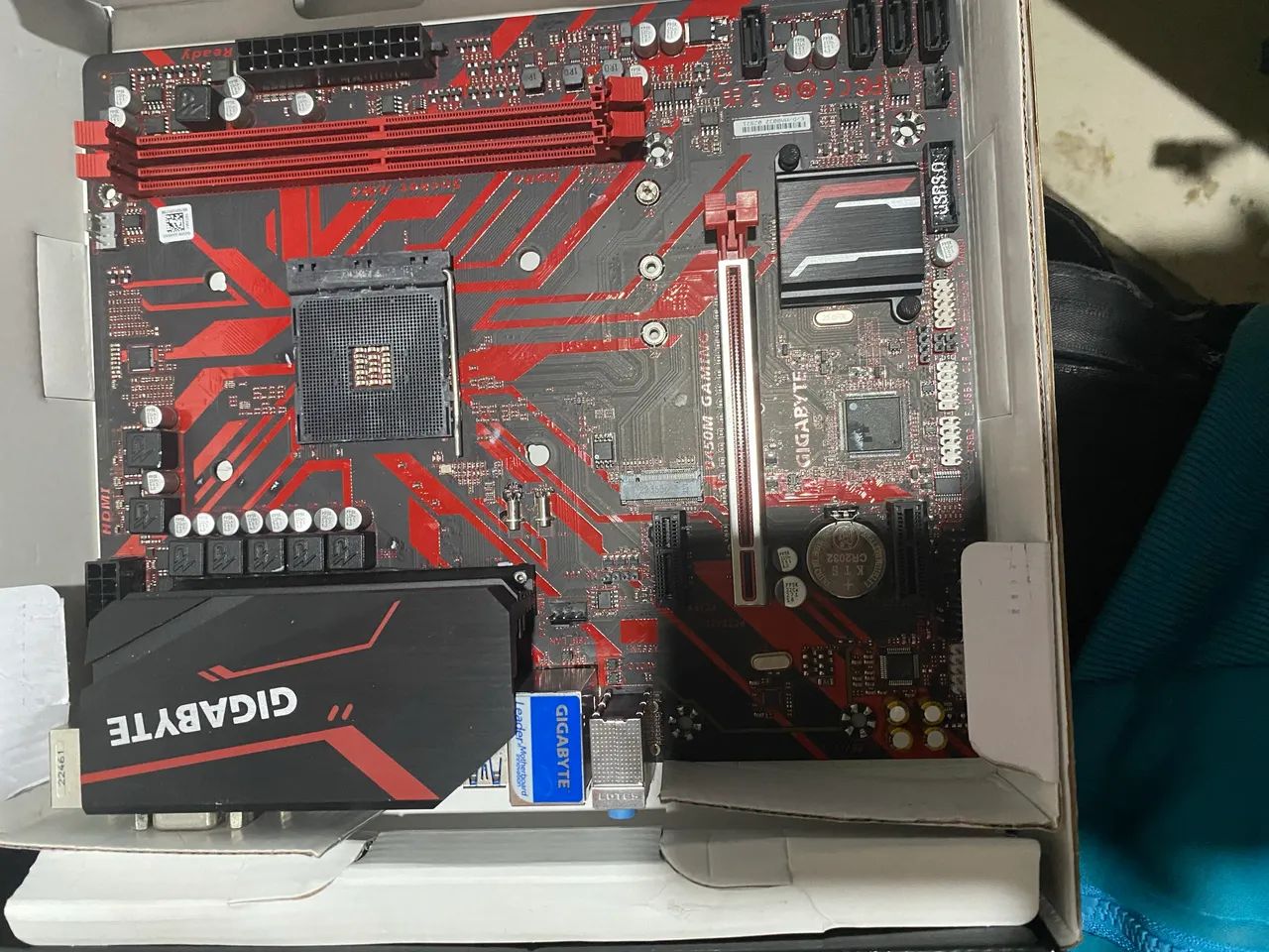 Placa mãe B450M GAMING GIGABYTE 