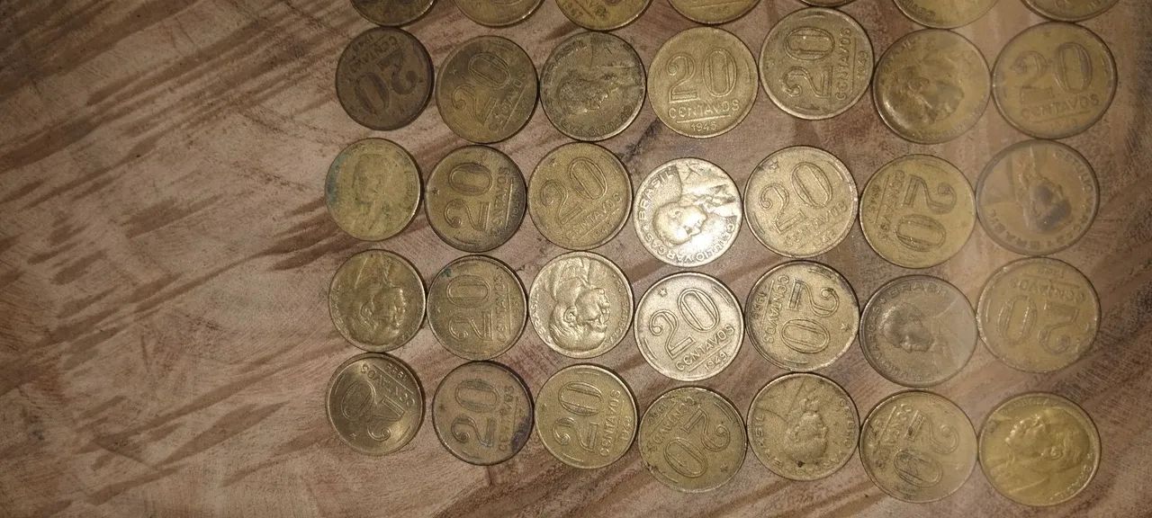 Moedas de 20 cruzeiros - Foto 2