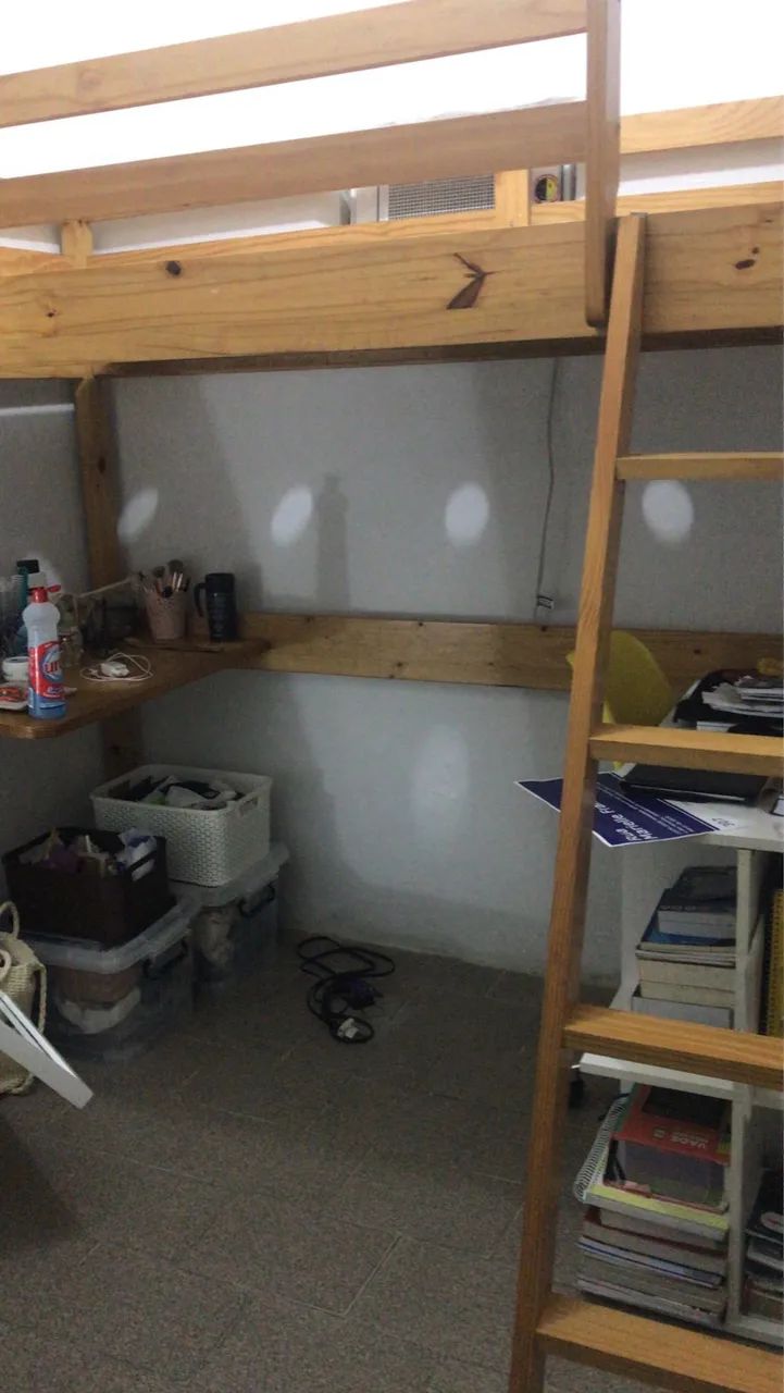 CAMA SUSPENSA SOLTEIRÃO EM MADEIRA - TOK&STOK - Foto 3