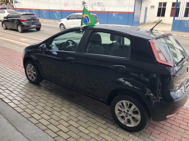 Fiat Punto attractive 2013 completo 1.4 - Foto 4