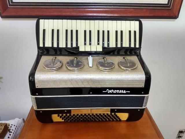Acordeon Veronese 80 Baixos Original