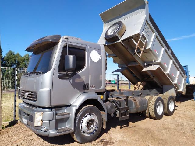 Volvo Vm 260 2011 caminhão Caçamba2016 - Foto 2