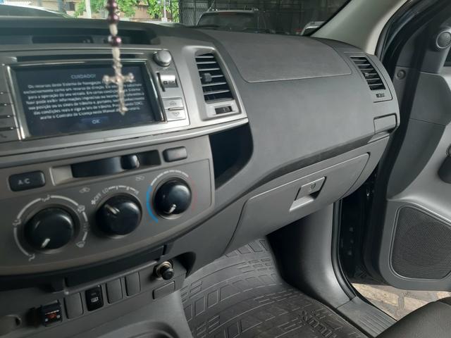 Toyota Hilux ano 2015 2.7 automático Gnv 5 geração - Foto 11