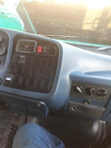 Vendo caminhão MB L1620,CONSEVADO - Foto 5