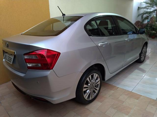 Honda City 1.5 LX - 2014 - 32.000km - Foto 3