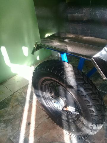Vende-se carrinho de espetinhos 800,00$ - Foto 4