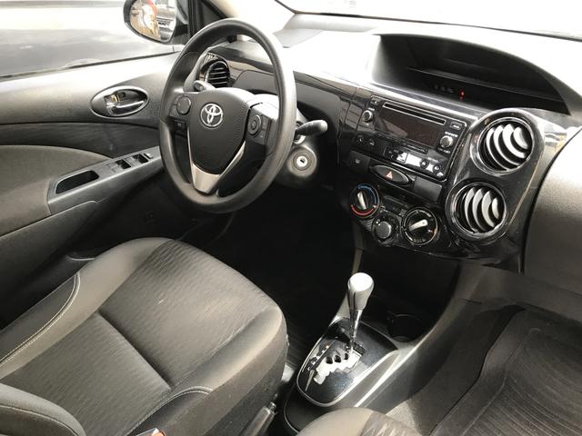 Toyota Etios Sedan XS 1.5 automático único dono! - Foto 6