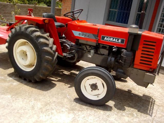 Vendo trator pouco uso - Foto 2