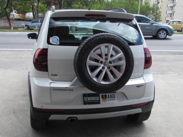 Volkswagen CrossFox 1.6 VHT (Flex) FLEX MANUAL - Foto 5