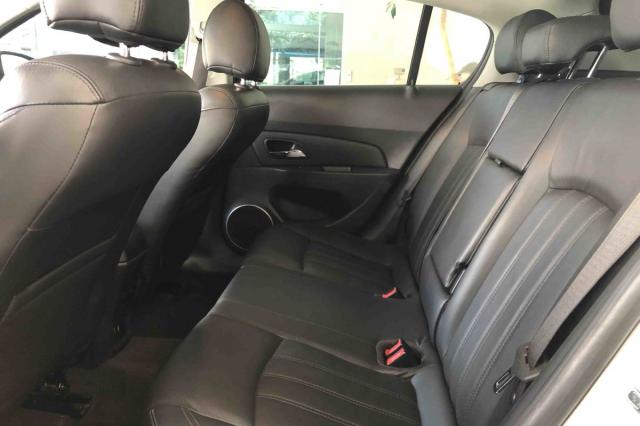 CRUZE HB SPORT LT 1.8 16V FLEXP. 5P AUT - Foto 6