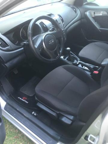 Veículo Kia Cerato EX3 1.6 - Cor Prata - 11/11 - Foto 4