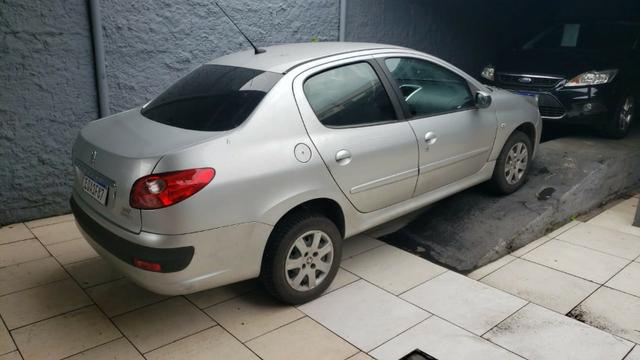Peugeot 207 sedan passion 1.4 completo* financio
