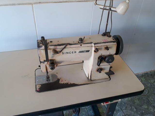 Maquina Singer - Foto 3