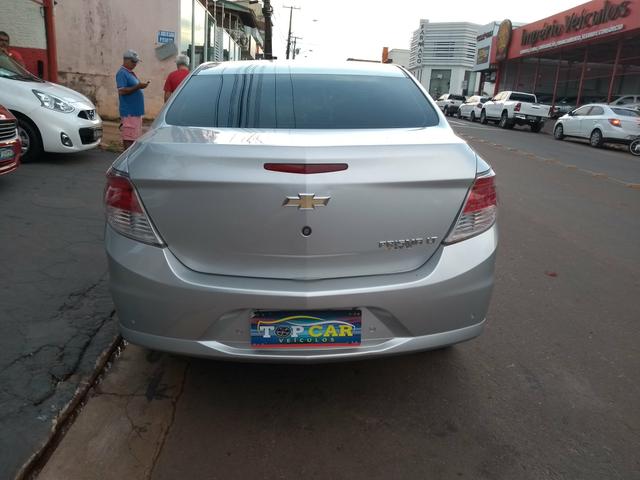 Prisma lt motor 1.0 ano 2016 - Foto 8
